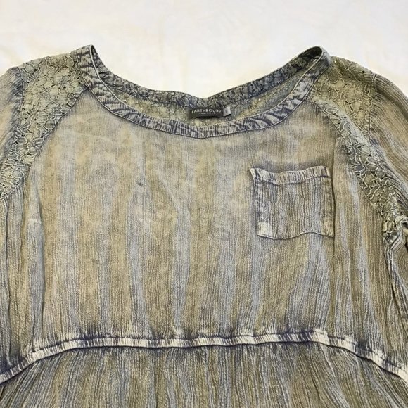 EARTHBOUND Two-tone Top with Floral Lace Accents - Picture 9 of 12